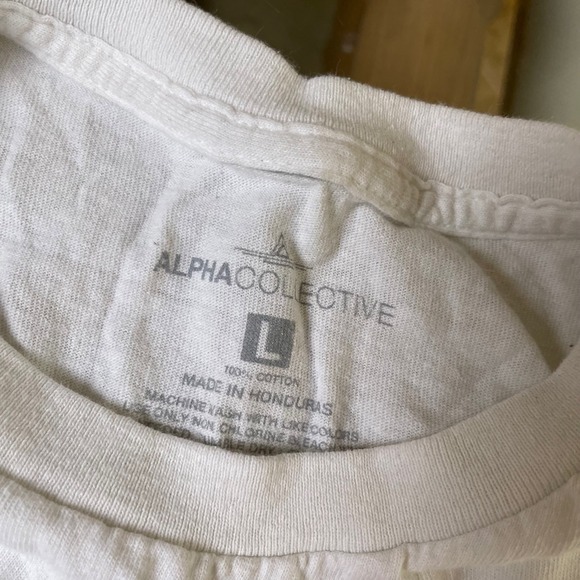 Alpha‎ Collective Racing Car Graphic Print T Shirt White Mens Size L - Picture 2 of 5